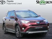 Used Toyota RAV4 197 HP (144 kW) 2017 Red SUV