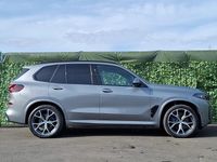 Usado BMW X5 M Sport 298 HP (219 kW) 2025 Cinzento SUV