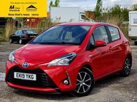 Used Toyota Yaris Hybrid 100 HP (73 kW) 2019 Red Hatchback