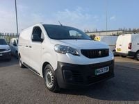 Used Peugeot e-Expert 100 kW (136 HP) 2022 White Van
