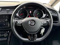 Used VW Touran SEL 150 HP (110 kW) 2025 MPV