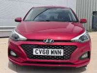 Used Hyundai i20 Premium 84 HP (61 kW) 2018 Red Hatchback