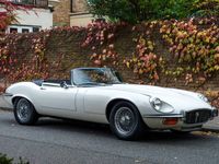 Used Jaguar E-Type 318 HP (233 kW) 1973 White Cabriolet