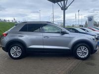 Used VW T-Roc Life 110 HP (80 kW) 2023 Silver SUV