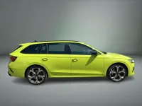 Usado Skoda Octavia vRS 261 CV (191 kW) 2025 Verde Familiar