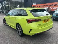 Used Skoda Octavia vRS 265 HP (194 kW) 2026 Hyper green Estate