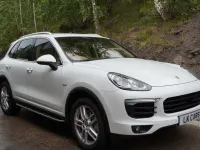 Used Porsche Cayenne 385 HP (283 kW) 2016 White SUV