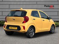 Used Kia Picanto 65 HP (47 kW) 2023 Yellow Hatchback