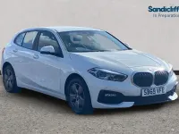 Used BMW 118 Comfort Edition 140 HP (102 kW) 2020 White Hatchback