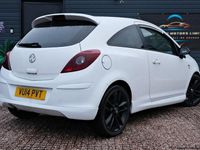 Used Vauxhall Corsa SRi 100 HP (73 kW) 2014 White Hatchback