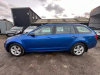Usado Skoda Octavia SE 116 HP (85 kW) 2018 Azul Carrinha