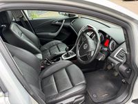 Used Vauxhall Astra Elite 115 HP (84 kW) 2012 Silver Hatchback