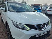Used Nissan Qashqai Tekna 2015 Pure white SUV