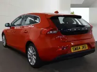 Used Volvo V40 SE Lux 115 HP (84 kW) 2014 Red Hatchback