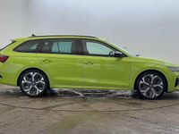 Used Skoda Octavia vRS 265 HP (194 kW) 2025 Hyper green Estate