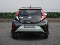 Used Toyota Aygo X 72 HP (52 kW) 2025 Green SUV