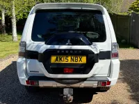 Used Mitsubishi Shogun 187 HP (137 kW) 2015 White SUV