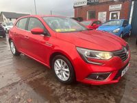 Used Renault Mégane IV Dynamique 110 HP (80 kW) 2016 Red Hatchback