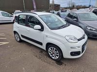 Begagnad Fiat Panda Lounge 69 HK (50 kW) 2015 Vit Halvkombi