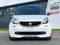Used Smart ForTwo Coupé Brabus 90 HP (66 kW) 2016 White Coupe