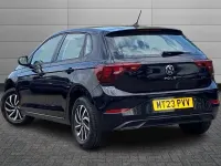 Usado VW Polo Life 80 HP (58 kW) 2023 Preto Citadino