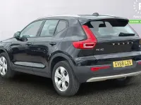Used Volvo XC40 Momentum 156 HP (114 kW) 2019 Black SUV