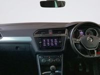 Used VW Tiguan SE 125 HP (91 kW) 2018 White SUV