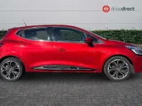 Used Renault Clio Dynamique 90 HP (66 kW) 2017 Red Hatchback