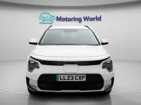 Begagnad Kia e-Niro 150 kW (204 HK) 2023 Vit SUV