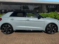 Nouă Audi A1 Sportback Black Edition 150 CP (110 kW) 2026 Gri Hatchback
