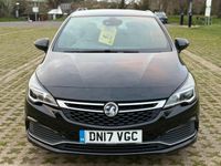 Used Vauxhall Astra SRi 150 HP (110 kW) 2017 Black Hatchback