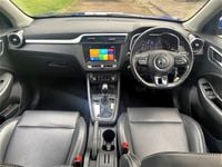 Used MG ZS Exclusive 110 HP (80 kW) 2018 Starry sky blue Sedan