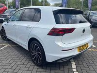 Second-hand VW Golf VIII 130 CP (95 kW) 2023