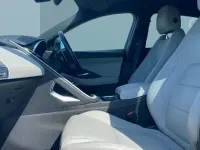 Usado Jaguar E-Pace R-Dynamic 309 HP (227 kW) 2021 Azul SUV