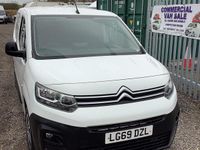 Used Citroën Berlingo 75 HP (55 kW) 2019 White MPV