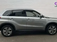 Käytetty Suzuki Vitara SZ-T 140 HP (102 kW) 2019 Harmaa Katumaasturi