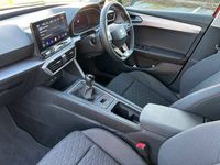 Begagnad Seat Leon FR 150 HK (110 kW) 2023 Röd Halvkombi