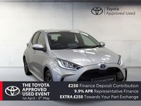 Used Toyota Yaris Hybrid Design 116 HP (85 kW) 2022 Silver Hatchback
