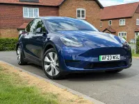 Używany Tesla Model Y RWD 219 kW (299 KM) 2023 Niebieski SUV