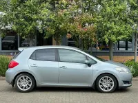 Used Toyota Auris SR 124 HP (91 kW) 2008 Silver Hatchback