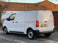 Used Citroën Dispatch 142 HP (104 kW) 2024 White MPV