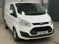 Used Ford Transit Custom Limited 130 HP (95 kW) 2017 White Van