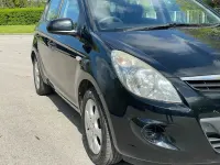 Used Hyundai i20 Comfort 101 HP (74 kW) 2010 Black Hatchback