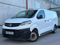 Used Vauxhall Vivaro Edition 100 HP (73 kW) 2019 White MPV