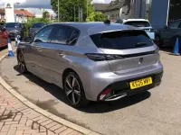 Usado Peugeot 308 GT 134 HP (98 kW) 2025 Cinzento Citadino