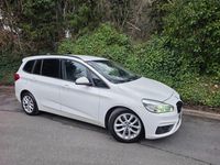 Begagnad BMW 218 2018 Vit Kombi