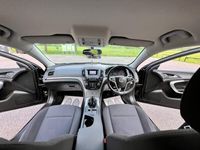 used Vauxhall Insignia Hatchback (2014/14)2.0 CDTi (140bhp) ecoFLEX Design 5d