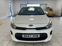 Used Kia Rio 84 HP (61 kW) 2017 White Hatchback