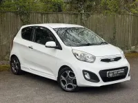 Used Kia Picanto 85 HP (62 kW) 2014 White Hatchback