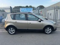 Used Renault Scénic III XMOD 110 HP (80 kW) 2013 Beige MPV